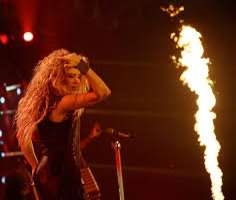 Many notable artists have performed here and the l Many notable artists have performed here and the list goes on and on. Some of these are Britney Spears, Lady Gaga, Madonna, Jennifer Lopez, Miley Cyru